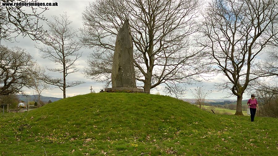 Llywelyn ap Gruffudd Memorial Stone